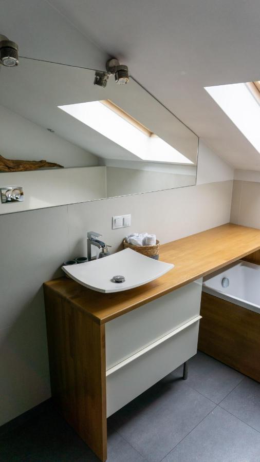 Apartmán Loft W Centrum Gliwic Hlivice Exteriér fotografie